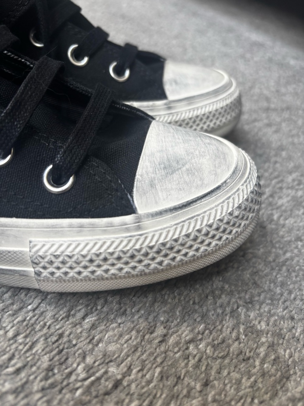 Limited edition!Converse Black Canvas Sneakers with Double Buckle Straps - Picture 2 of 12